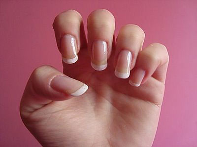 Πως να βάψετε τα νύχια σας για το ρεβεγιόν